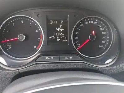 Volkswagen Polo 2018, 31800 км, за 6297.7 USD - фото 14