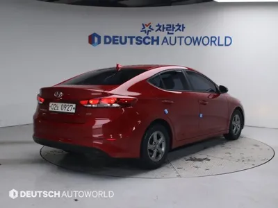 Hyundai Avante 2016, 98244 км, за 4957.7 USD