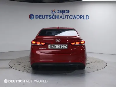 Hyundai Avante 2016, 98244 км, за 4957.7 USD