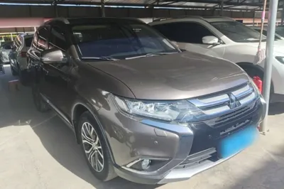 Mitsubishi Outlander 2016, 126800 км, за 8703 USD