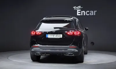 Mercedes-Benz GLA-Class 2022, 15650 км, за 24777 USD