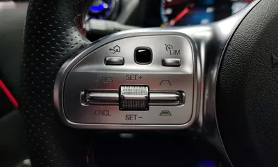 Mercedes-Benz GLA-Class 2022, 15650 км, за 24777 USD - фото 19