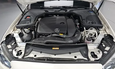 Mercedes-Benz E-Class 2023, 64591 км, за 32120.32 USD - фото 6