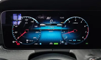 Mercedes-Benz E-Class 2023, 64591 км, за 32120.32 USD - фото 8