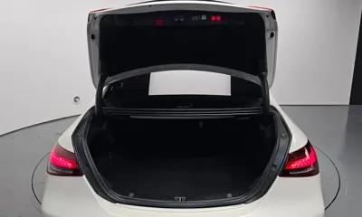 Mercedes-Benz E-Class 2023, 64591 км, за 32120.32 USD - фото 20