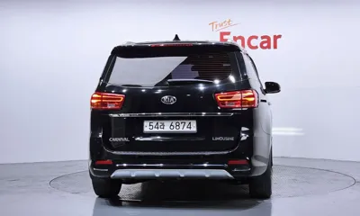 Kia Canival 2019, 211540 км, за 8259 USD