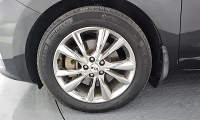 Kia Canival 2019, 211540 км, за 8259 USD