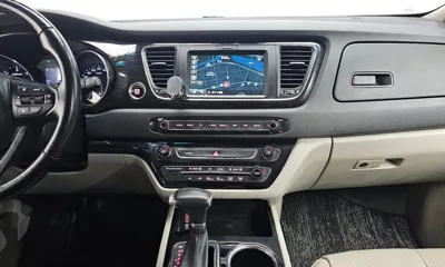 Kia Canival 2019, 211540 км, за 8259 USD - фото 16
