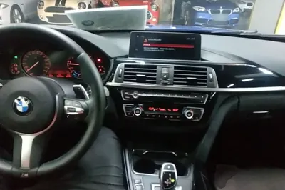 BMW 3 Series 2019, 56400 км, за 15554 USD - фото 18