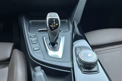 BMW 3 Series 2019, 56400 км, за 15554 USD - фото 22