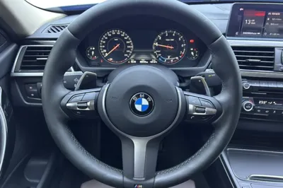 BMW 3 Series 2019, 56400 км, за 15554 USD - фото 30