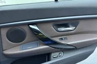 BMW 3 Series 2019, 56400 км, за 15554 USD - фото 35