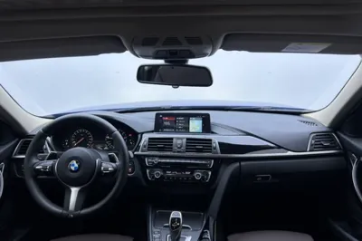 BMW 3 Series 2019, 56400 км, за 15554 USD - фото 37