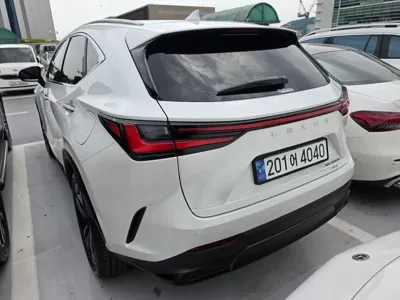 Lexus NX 2025, 3000 км, за 41368.1 USD