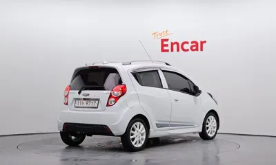 ChevroletGMDaewoo Spark 2015, 91063 км, за 2470.26 USD