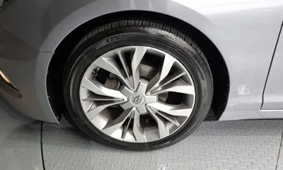 Hyundai Sonata 2016, 155215 км, за 5511.03 USD