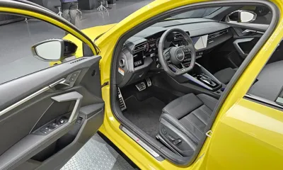 Audi A3 2025, 5651 км, за 23012.41 USD - фото 10