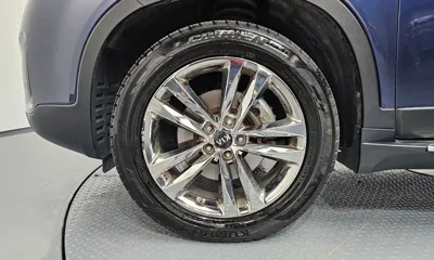 Kia Sorento 2014, 98506 км, за 5795.4 USD