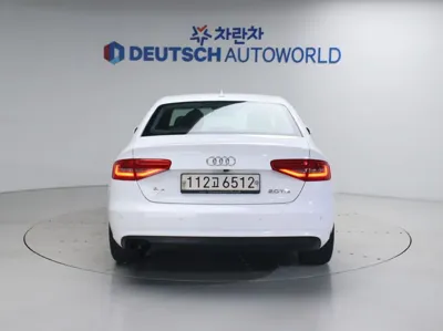Audi A4 2013, 193936 км, за 2822.63 USD