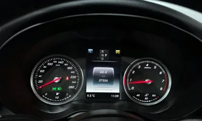 Mercedes-Benz C-Class 2018, 37556 км, за 14113.17 USD - фото 8