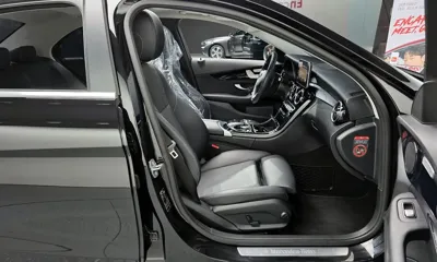 Mercedes-Benz C-Class 2018, 37556 км, за 14113.17 USD - фото 10