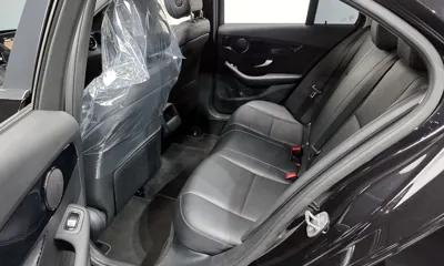 Mercedes-Benz C-Class 2018, 37556 км, за 14113.17 USD - фото 12