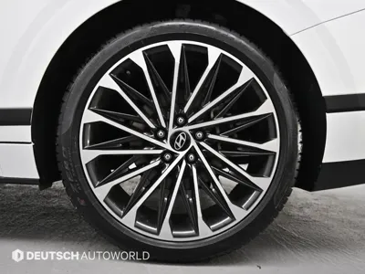 Hyundai Grandeur 2023, 40646 км, за 26997.16 USD