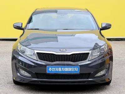 Kia K5 2013, 229785 км, за 2166.21 USD