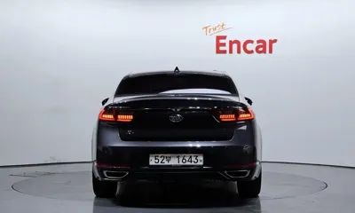 Kia K7 2018, 80789 км, за 8993.04 USD