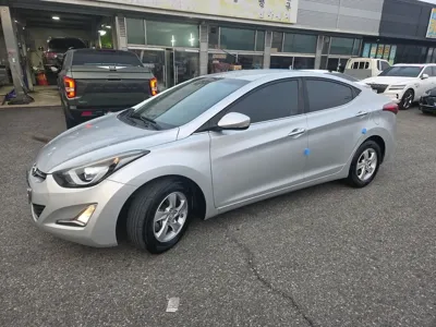 Hyundai Avante 2016, 195000 км, за 3249.33 USD