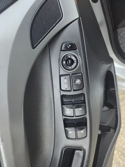 Hyundai Avante 2016, 195000 км, за 3249.33 USD - фото 14