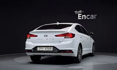 Hyundai Avante 2019, 200972 км, за 5185.77 USD