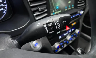 Hyundai Avante 2019, 200972 км, за 5185.77 USD - фото 17
