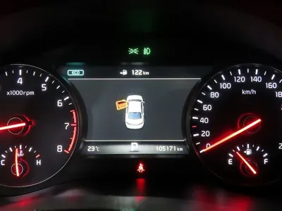Kia K7 2016, 105168 км, за 8450.44 USD - фото 9