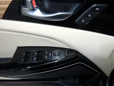Kia K7 2016, 105168 км, за 8450.44 USD - фото 13