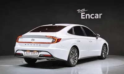 Hyundai Sonata 2020, 50490 км, за 13154.42 USD