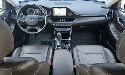 Hyundai Grandeur 2018, 141450 км, за 8580.54 USD - фото 7