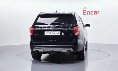 Ford Explorer 2017, 91268 км, за 8205.33 USD
