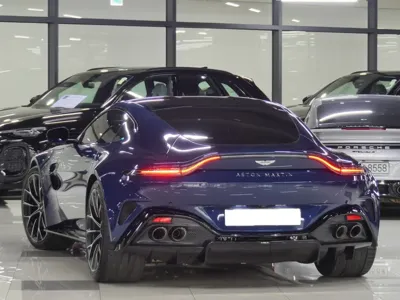 Astonmartin Vantage 2025, 4000 км, за 191608.83 USD
