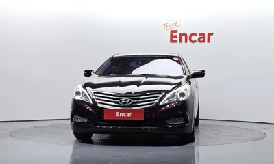Hyundai Grandeur 2012, 145338 км, за 2841.1 USD