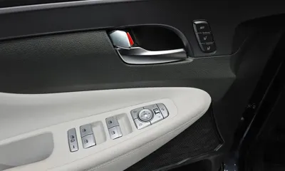 Hyundai Santafe 2021, 96070 км, за 19543.98 USD - фото 17