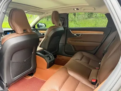 Volvo S90 2020, 80000 км, за 16576.04 USD - фото 6