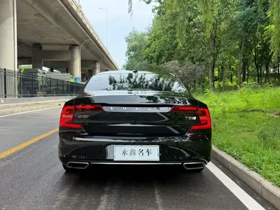 Volvo S90 2020, 80000 км, за 16576.04 USD - фото 8