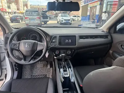 Honda Vezel 2022, 3000 км, за 15273.39 USD - фото 10