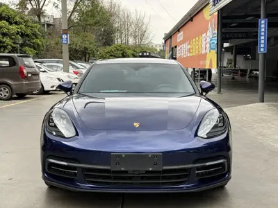 Porsche Panamera 2020, 130000 км, за 72833.6 USD