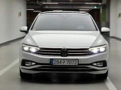 Volkswagen Passat · 2022 год