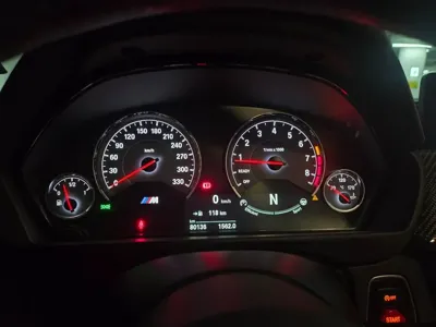 BMW M4 2016, 80136 км, за 29641.71 USD - фото 6