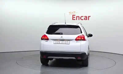 Peugeot 2008 2016, 75526 км, за 4561.08 USD
