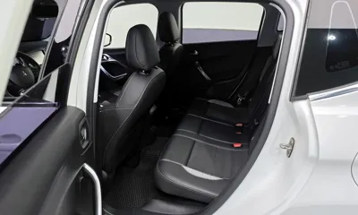 Peugeot 2008 2016, 75526 км, за 4561.08 USD - фото 20