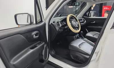 Jeep Renegade 2018, 47656 км, за 10233.69 USD - фото 10